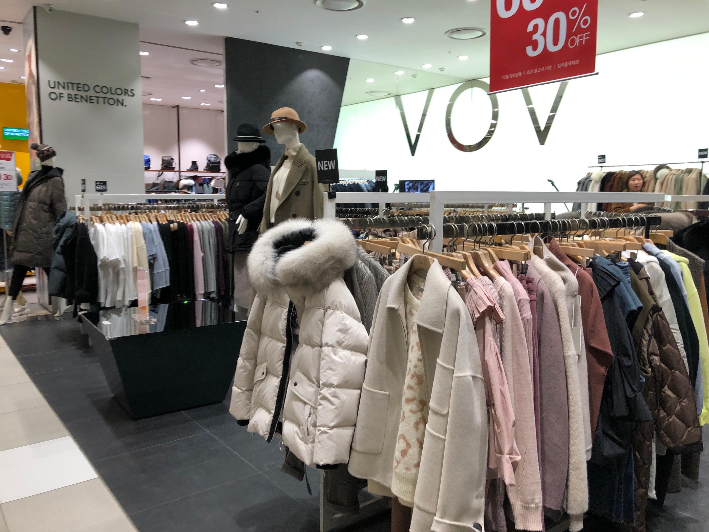 ลดราคาเหลือครึ่งเดียว! Mario Outlet ในโซล ราคาประหนึ่งอันเดอร์กราวน์ช้อปปิ้ง บอกได้คำเดียวว่าคุ้ม!